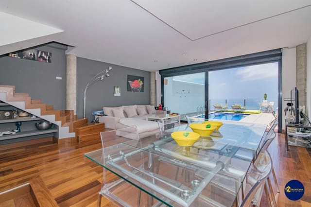 3 soveværelse Rækkehus til salg i Almuñécar med swimmingpool - € 450.000 (Ref: 8868829)