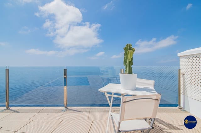 3 soveværelse Rækkehus til salg i Almuñécar med swimmingpool - € 450.000 (Ref: 8868829)