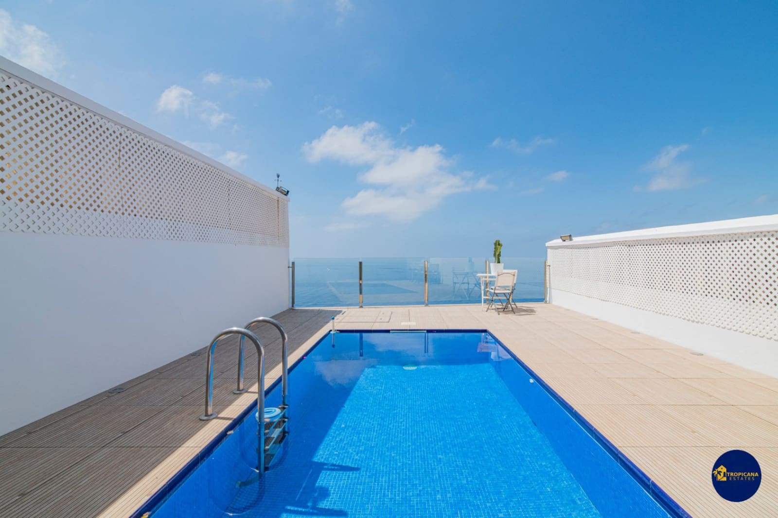 3 soveværelse Rækkehus til salg i Almunecar med swimmingpool - € 450.000 (Ref: 8868829)