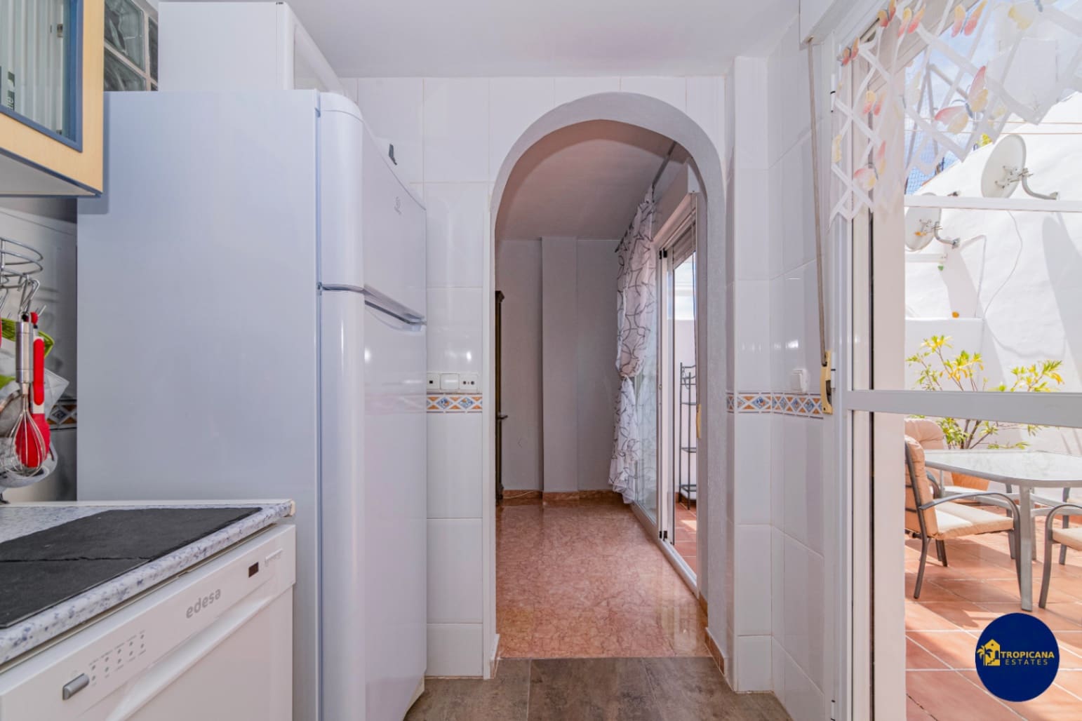 3 soveværelse Rækkehus til salg i Velilla med swimmingpool garage - € 299.000 (Ref: 8998275)