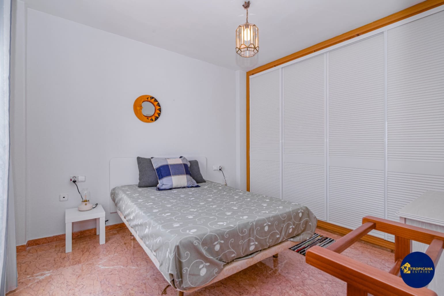 3 soveværelse Rækkehus til salg i Velilla med swimmingpool garage - € 299.000 (Ref: 8998275)