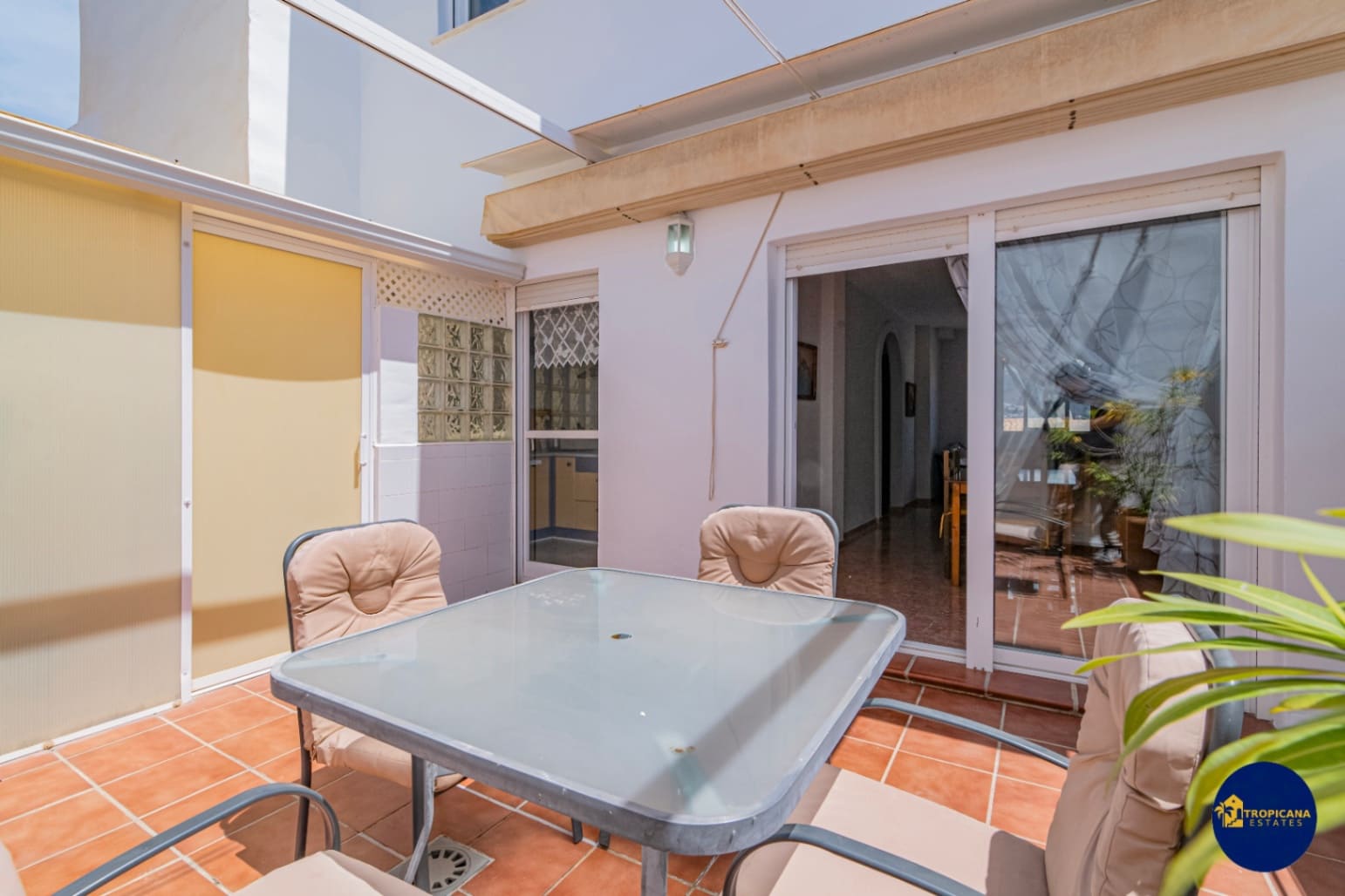 3 soveværelse Rækkehus til salg i Velilla med swimmingpool garage - € 299.000 (Ref: 8998275)