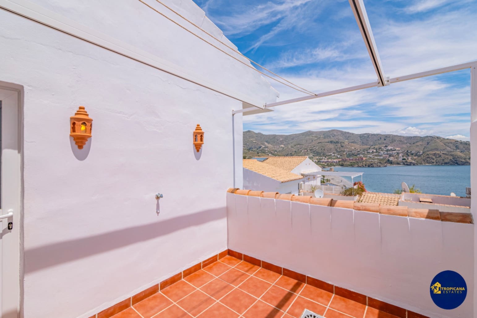 3 soveværelse Rækkehus til salg i Velilla med swimmingpool garage - € 299.000 (Ref: 8998275)