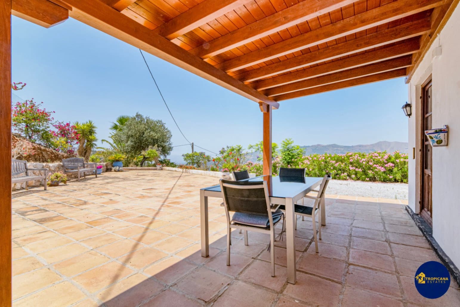 3 chambre Finca/Maison de Campagne à vendre à Almunecar avec garage - 249 000 € (Ref: 9043977)