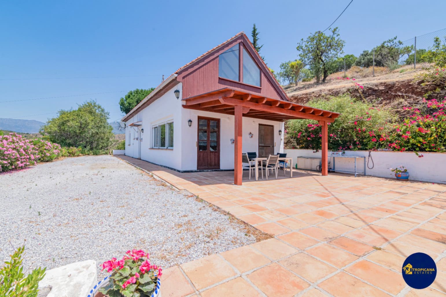 3 chambre Finca/Maison de Campagne à vendre à Almunecar avec garage - 249 000 € (Ref: 9043977)