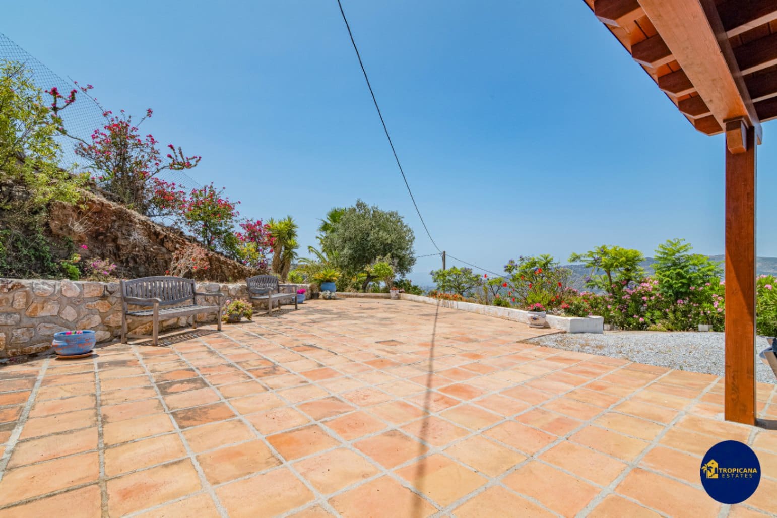 3 chambre Finca/Maison de Campagne à vendre à Almunecar avec garage - 249 000 € (Ref: 9043977)