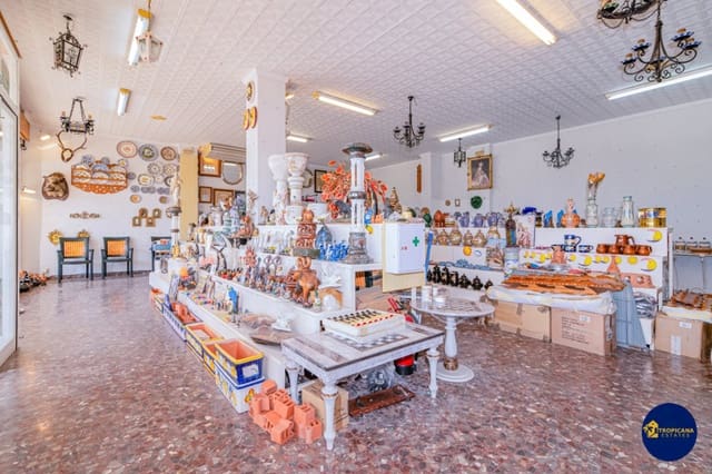 Kommersiell till salu i Velilla, Almuñécar - 189 000 € (Ref: 9113600)