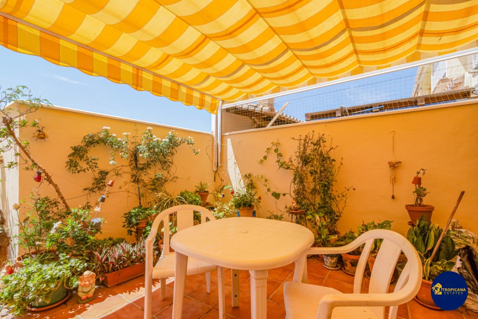 3 soveværelse Rækkehus til salg i Almunecar med garage - € 310.000 (Ref: 9148551)