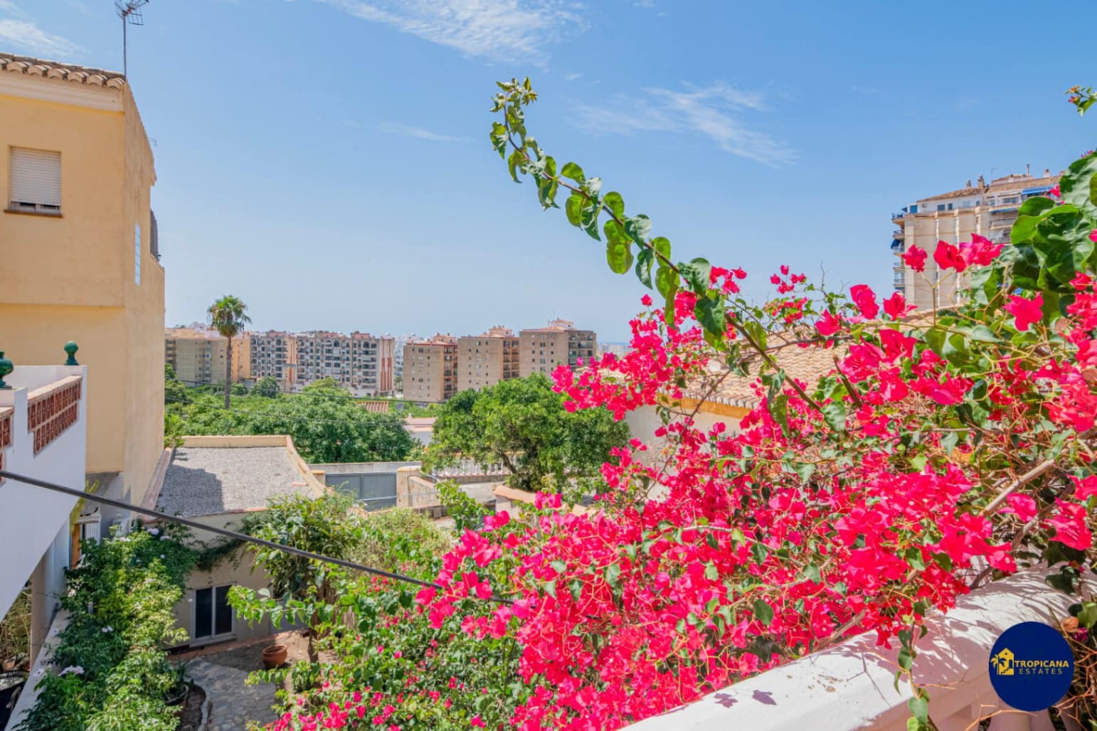 3 soveværelse Rækkehus til salg i Almunecar med garage - € 310.000 (Ref: 9148551)