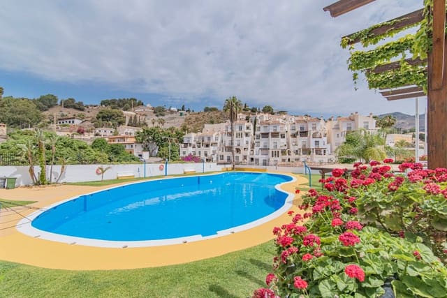 2 chambre Villa/Maison Mitoyenne à vendre à Almuñécar avec piscine garage - 319 000 € (Ref: 9197080)