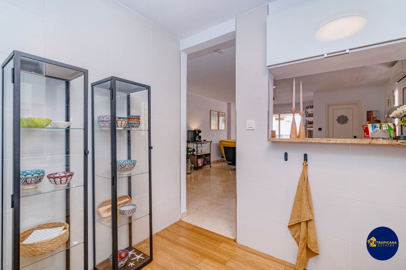 2 soveværelse Rækkehus til salg i Almunecar med swimmingpool garage - € 319.000 (Ref: 9197080)