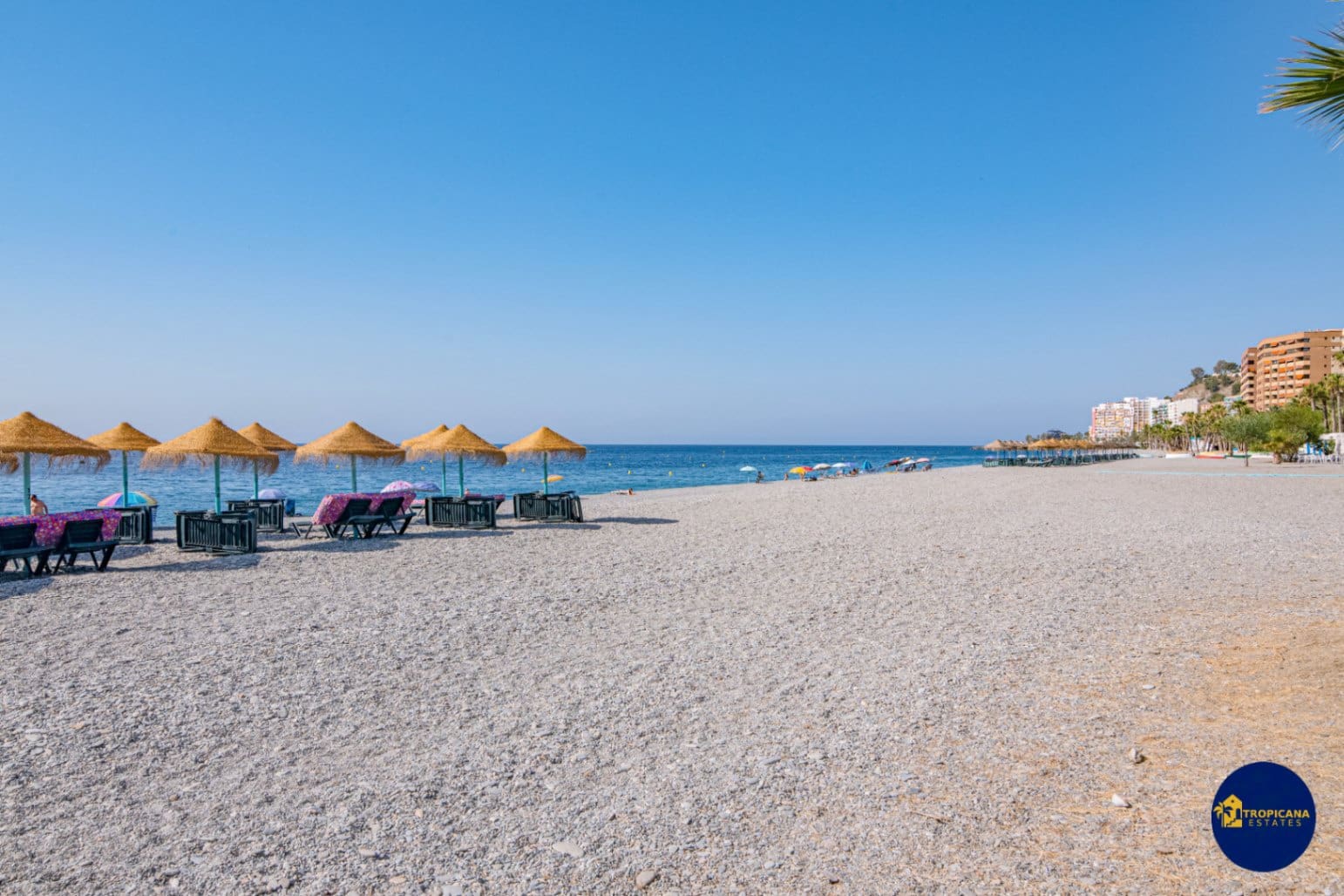 2 soveværelse Rækkehus til salg i Almunecar med swimmingpool garage - € 319.000 (Ref: 9197080)