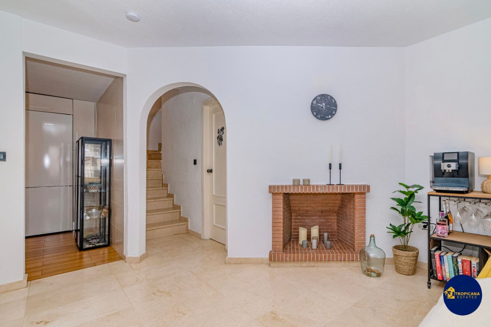 2 soveværelse Rækkehus til salg i Almunecar med swimmingpool garage - € 319.000 (Ref: 9197080)