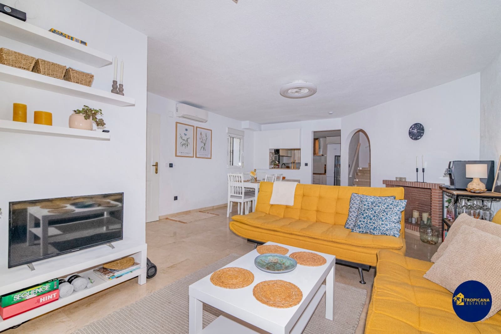 2 soveværelse Rækkehus til salg i Almunecar med swimmingpool garage - € 319.000 (Ref: 9197080)