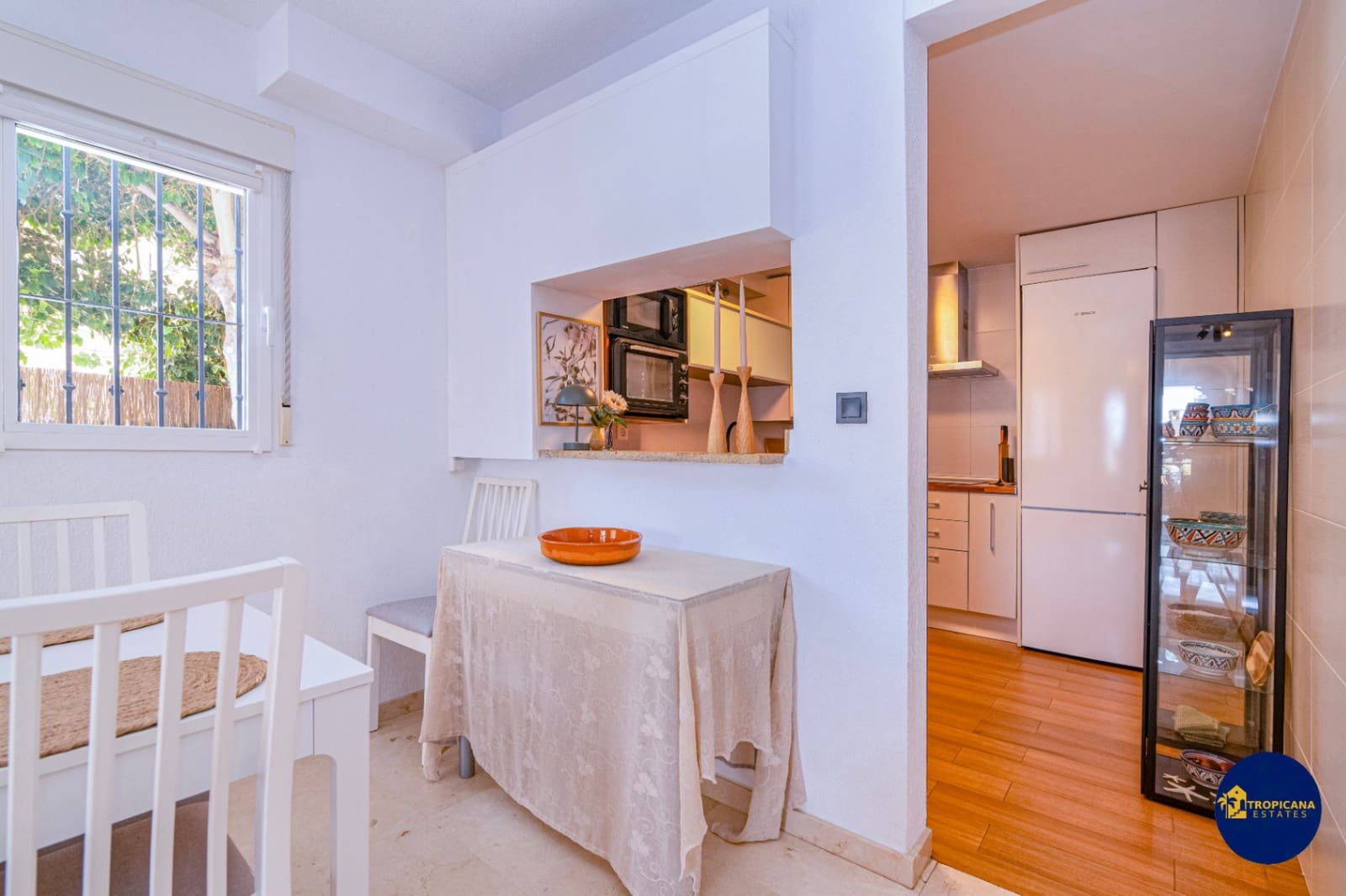 2 soveværelse Rækkehus til salg i Almunecar med swimmingpool garage - € 319.000 (Ref: 9197080)