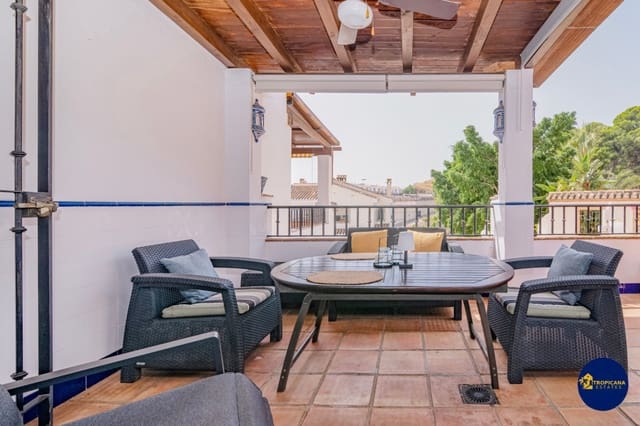 2 chambre Villa/Maison Mitoyenne à vendre à Almuñécar avec piscine garage - 319 000 € (Ref: 9197080)