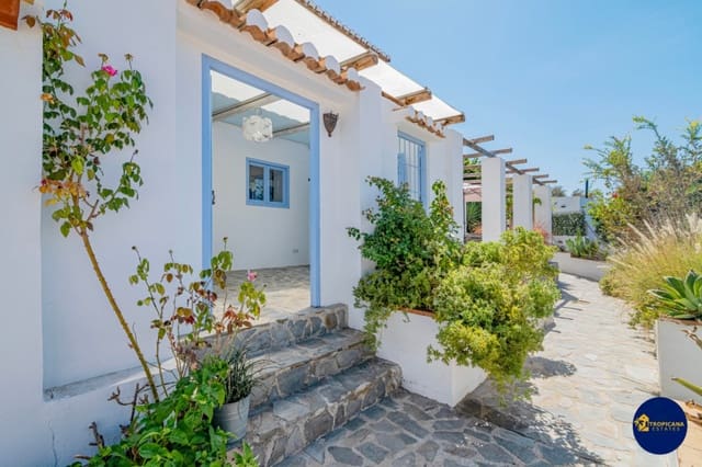 3 chambre Villa/Maison Mitoyenne à vendre à Almuñécar - 359 000 € (Ref: 9263366)