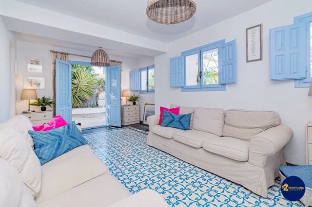 3 chambre Villa/Maison Mitoyenne à vendre à Almuñécar - 359 000 € (Ref: 9263366)