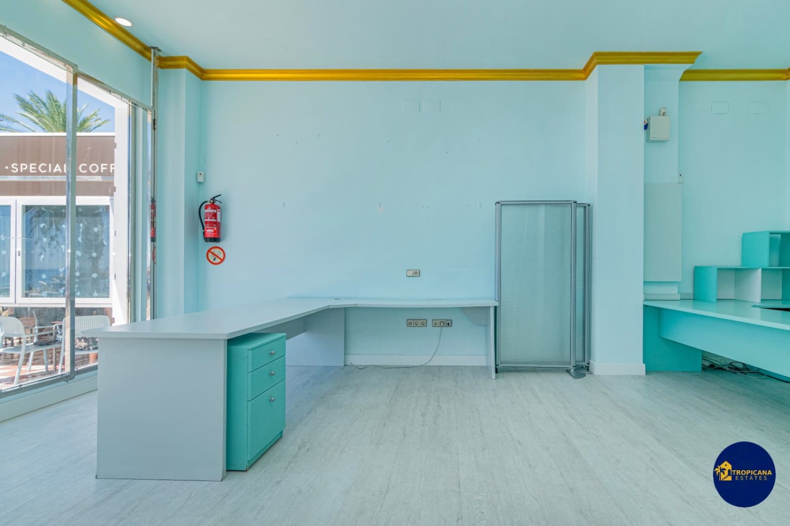 Erhverv til salg i La Herradura - € 399.000 (Ref: 9263367)