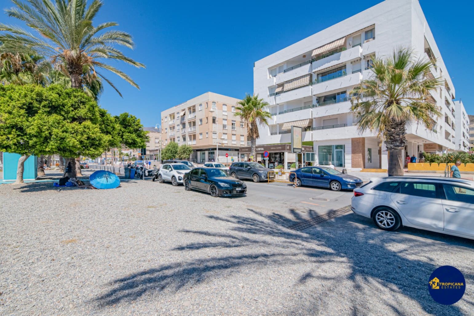 Erhverv til salg i La Herradura - € 399.000 (Ref: 9263367)