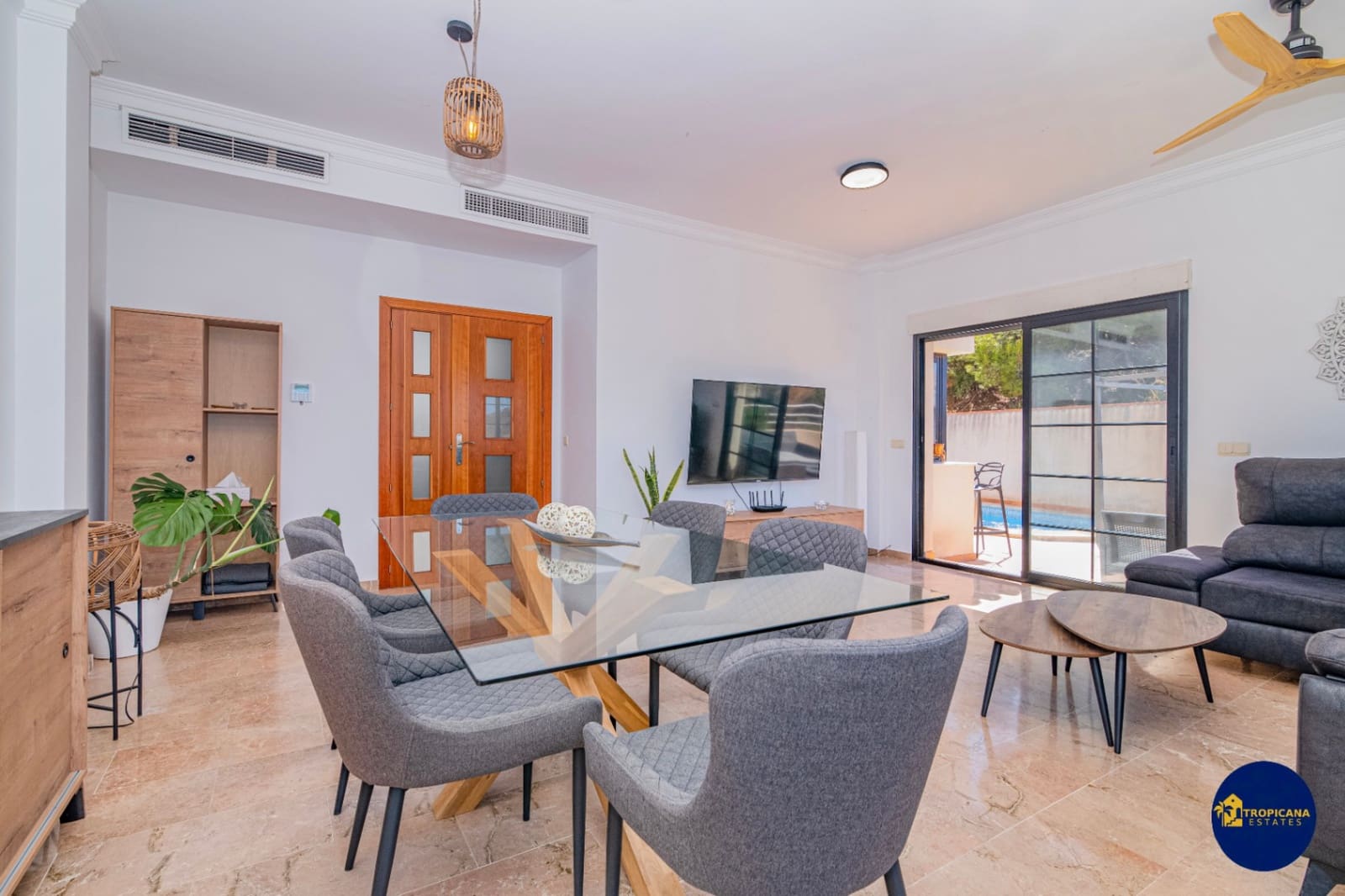 4 bedroom Villa for sale in Almunecar with pool garage - € 720,000 (Ref: 9273045)