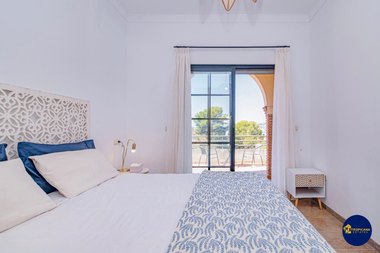 4 bedroom Villa for sale in Almunecar with pool garage - € 720,000 (Ref: 9273045)