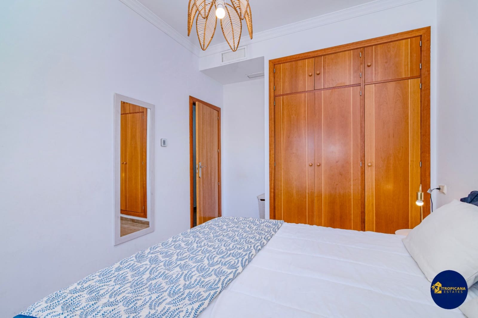 4 bedroom Villa for sale in Almunecar with pool garage - € 720,000 (Ref: 9273045)