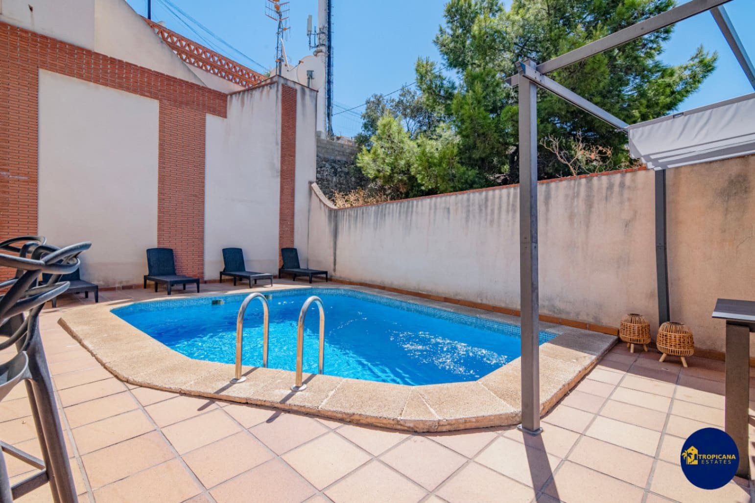 4 bedroom Villa for sale in Almunecar with pool garage - € 720,000 (Ref: 9273045)