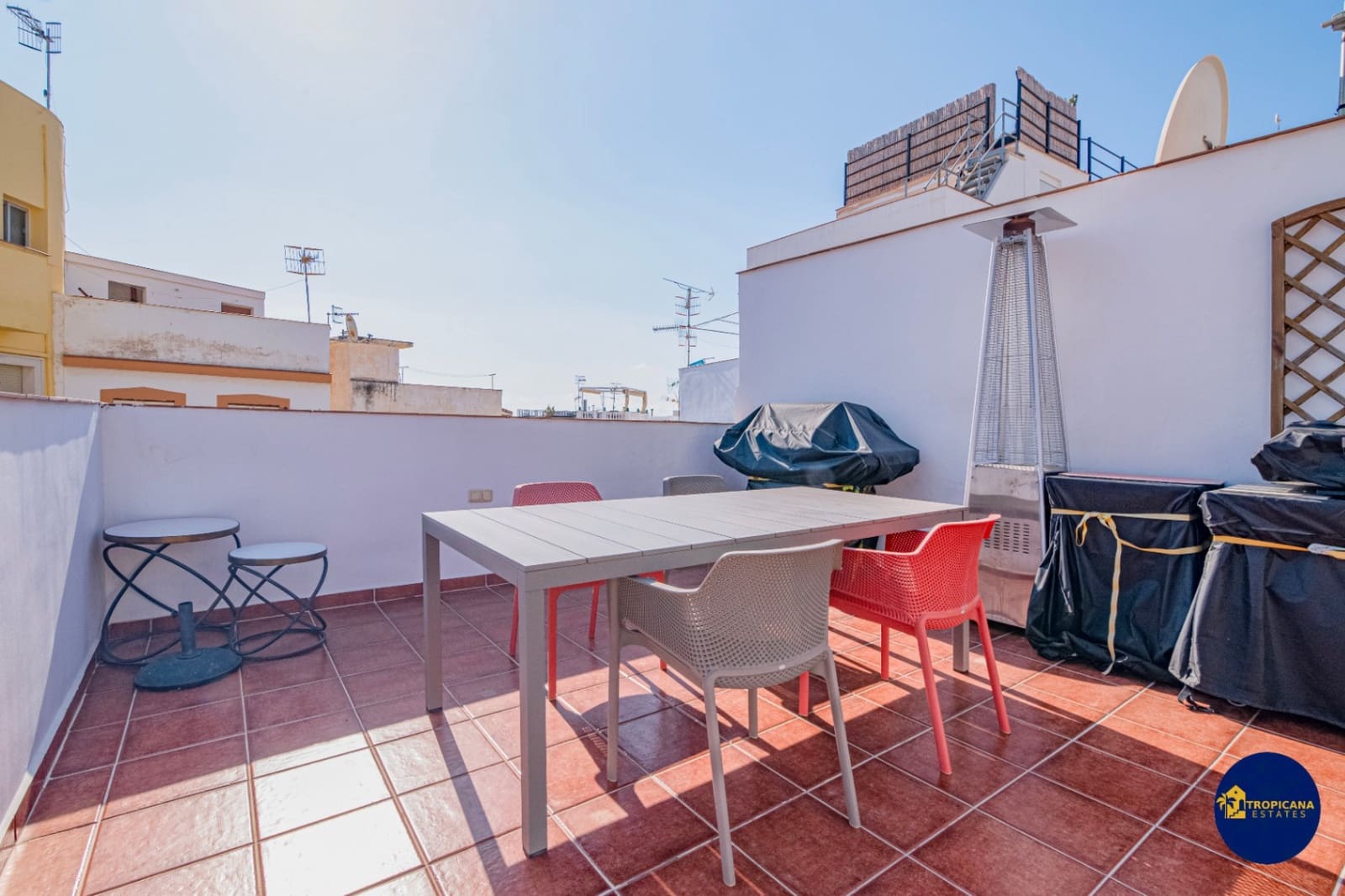 3 chambre Villa/Maison Mitoyenne à vendre à Almunecar - 314 500 € (Ref: 9331720)