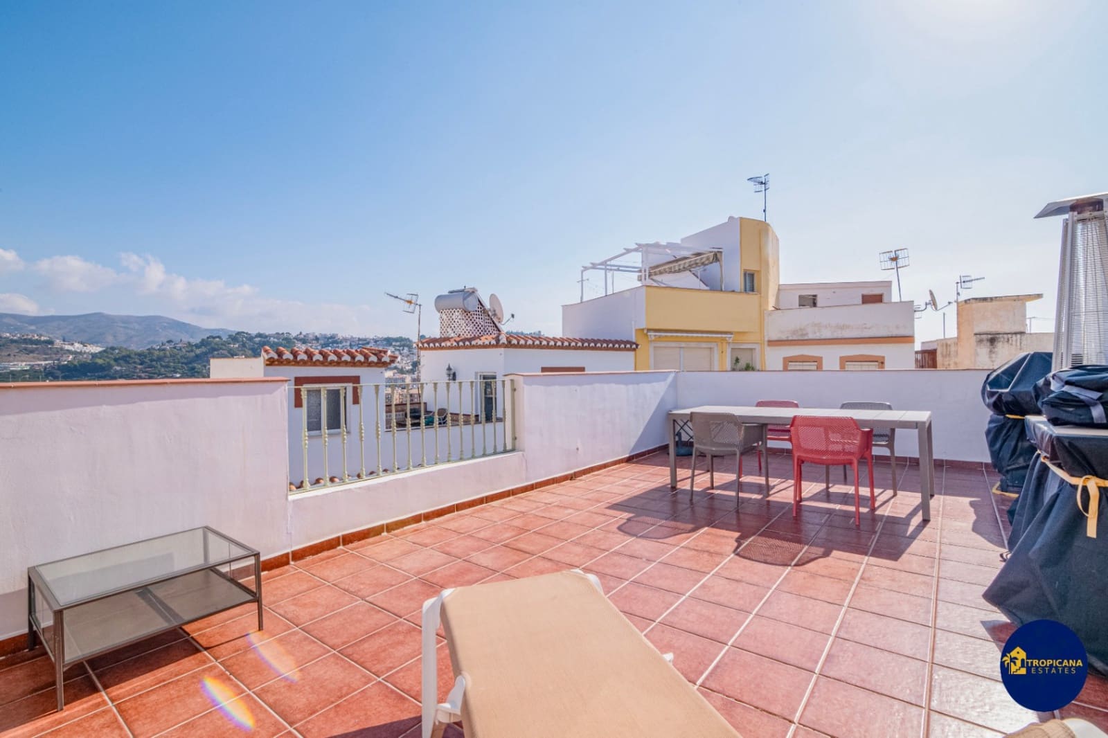 3 chambre Villa/Maison Mitoyenne à vendre à Almunecar - 314 500 € (Ref: 9331720)