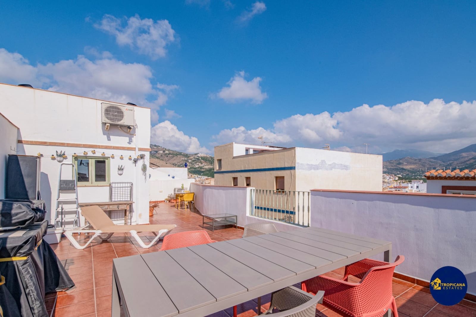 3 chambre Villa/Maison Mitoyenne à vendre à Almunecar - 314 500 € (Ref: 9331720)