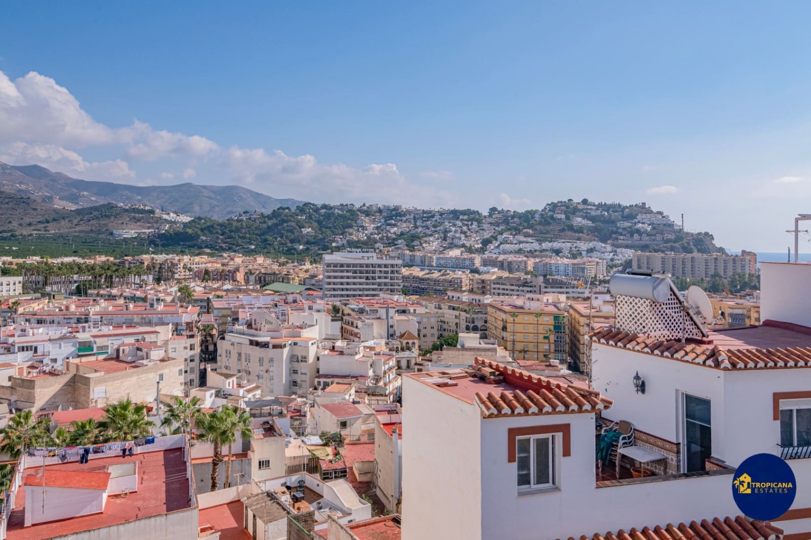 3 chambre Villa/Maison Mitoyenne à vendre à Almunecar - 314 500 € (Ref: 9331720)