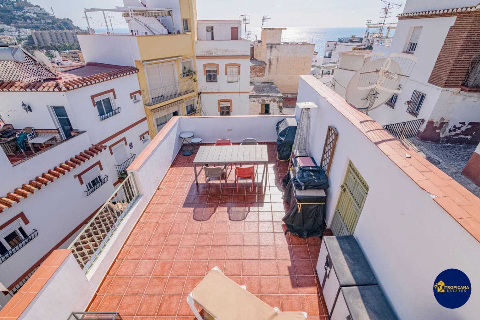 3 chambre Villa/Maison Mitoyenne à vendre à Almunecar - 314 500 € (Ref: 9331720)