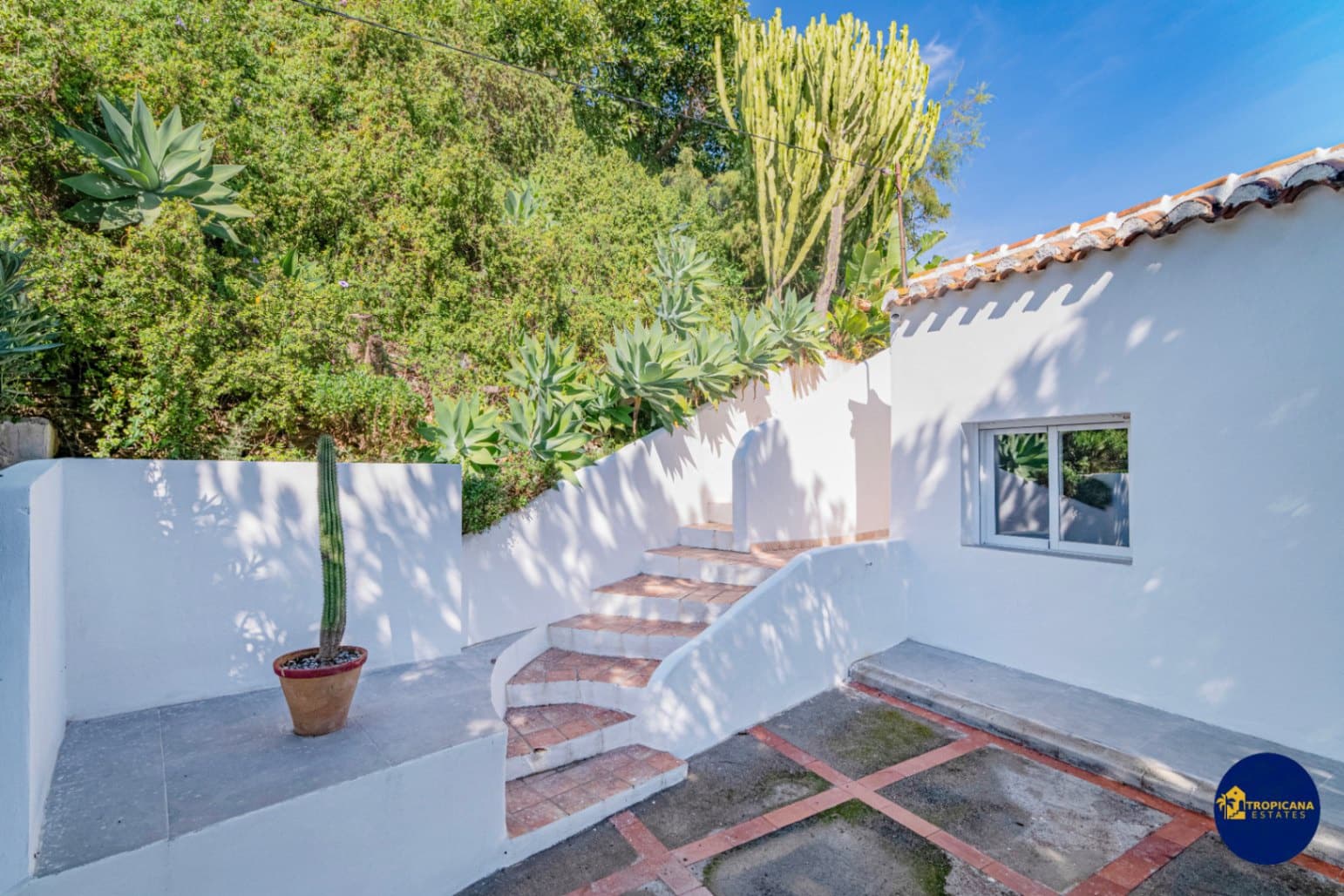 3 soverom Finca/Herregård til salgs i Salobrena med svømmebasseng garasje - € 399 000 (Ref: 9395495)