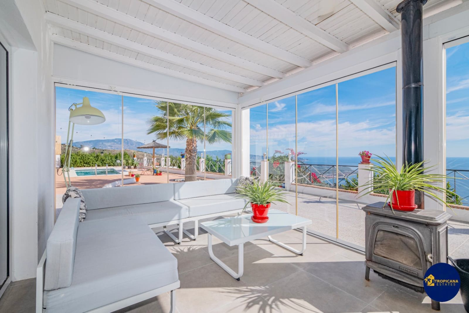 3 soverom Finca/Herregård til salgs i Salobrena med svømmebasseng garasje - € 399 000 (Ref: 9395495)