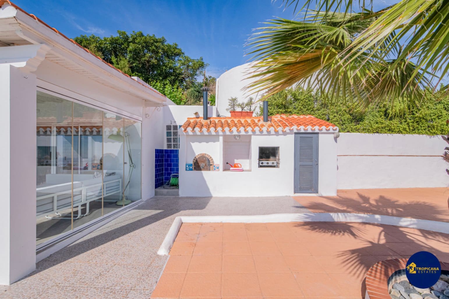 3 soverom Finca/Herregård til salgs i Salobrena med svømmebasseng garasje - € 399 000 (Ref: 9395495)