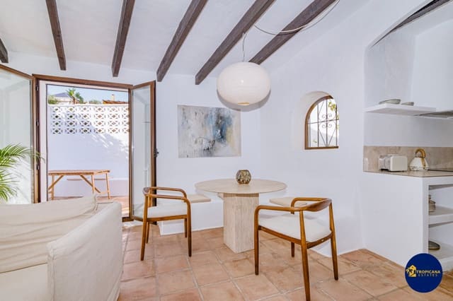 2 sovrum Radhus till salu i Salobreña - 329 000 € (Ref: 9395496)