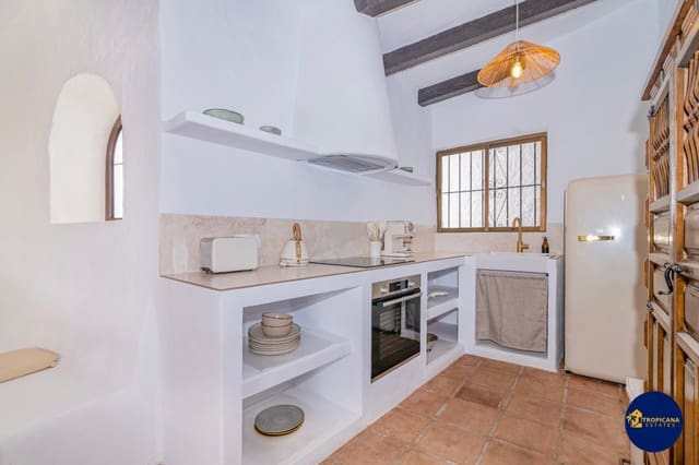 2 sovrum Radhus till salu i Salobreña - 329 000 € (Ref: 9395496)