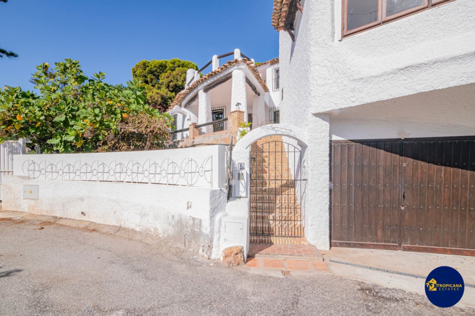 2 sovrum Radhus till salu i Salobrena - 329 000 € (Ref: 9395496)