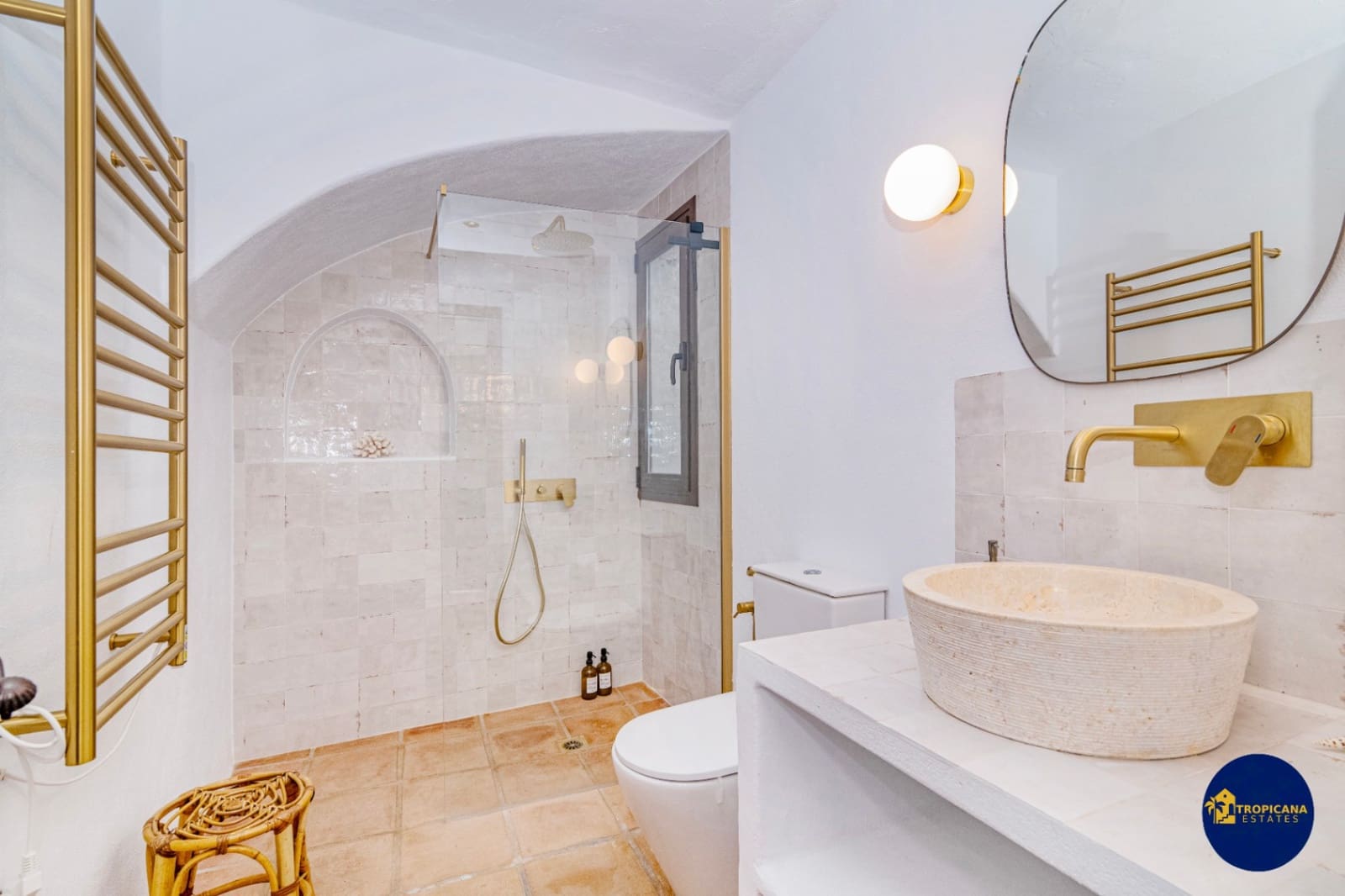 2 sovrum Radhus till salu i Salobrena - 329 000 € (Ref: 9395496)