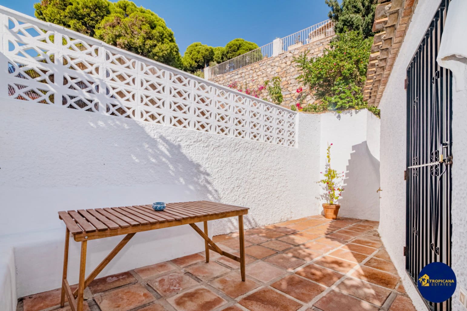 2 sovrum Radhus till salu i Salobrena - 329 000 € (Ref: 9395496)