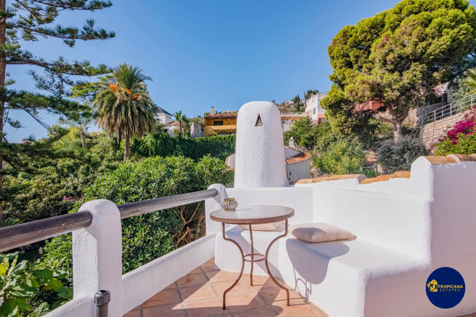 2 sovrum Radhus till salu i Salobrena - 329 000 € (Ref: 9395496)