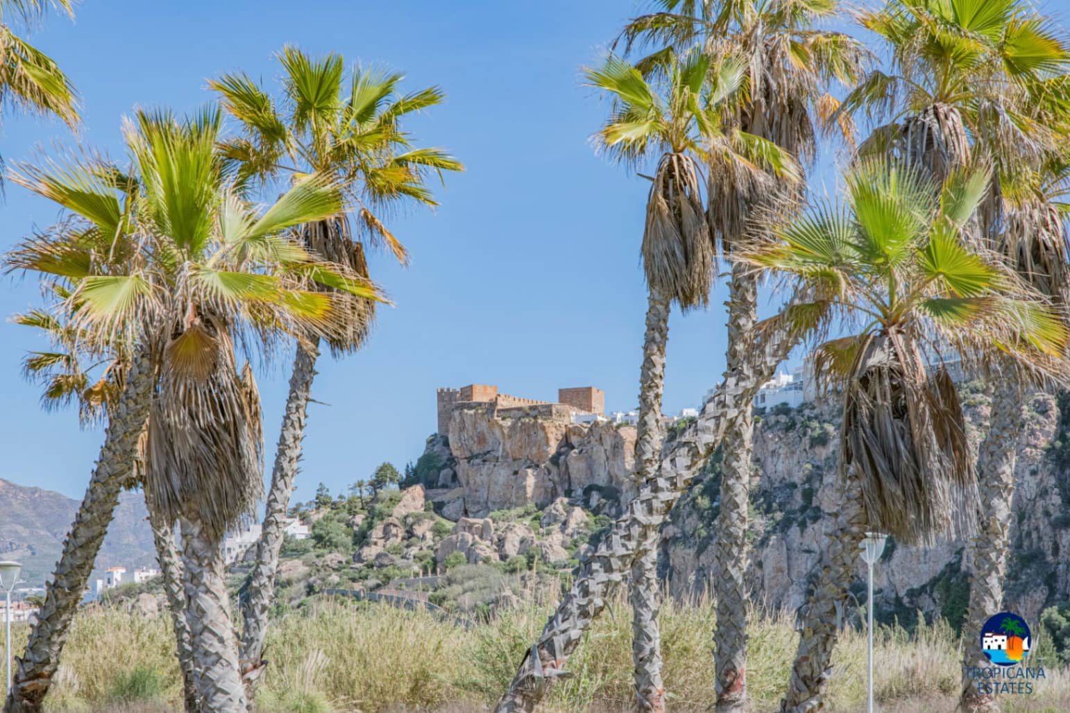 2 sovrum Radhus till salu i Salobrena - 329 000 € (Ref: 9395496)