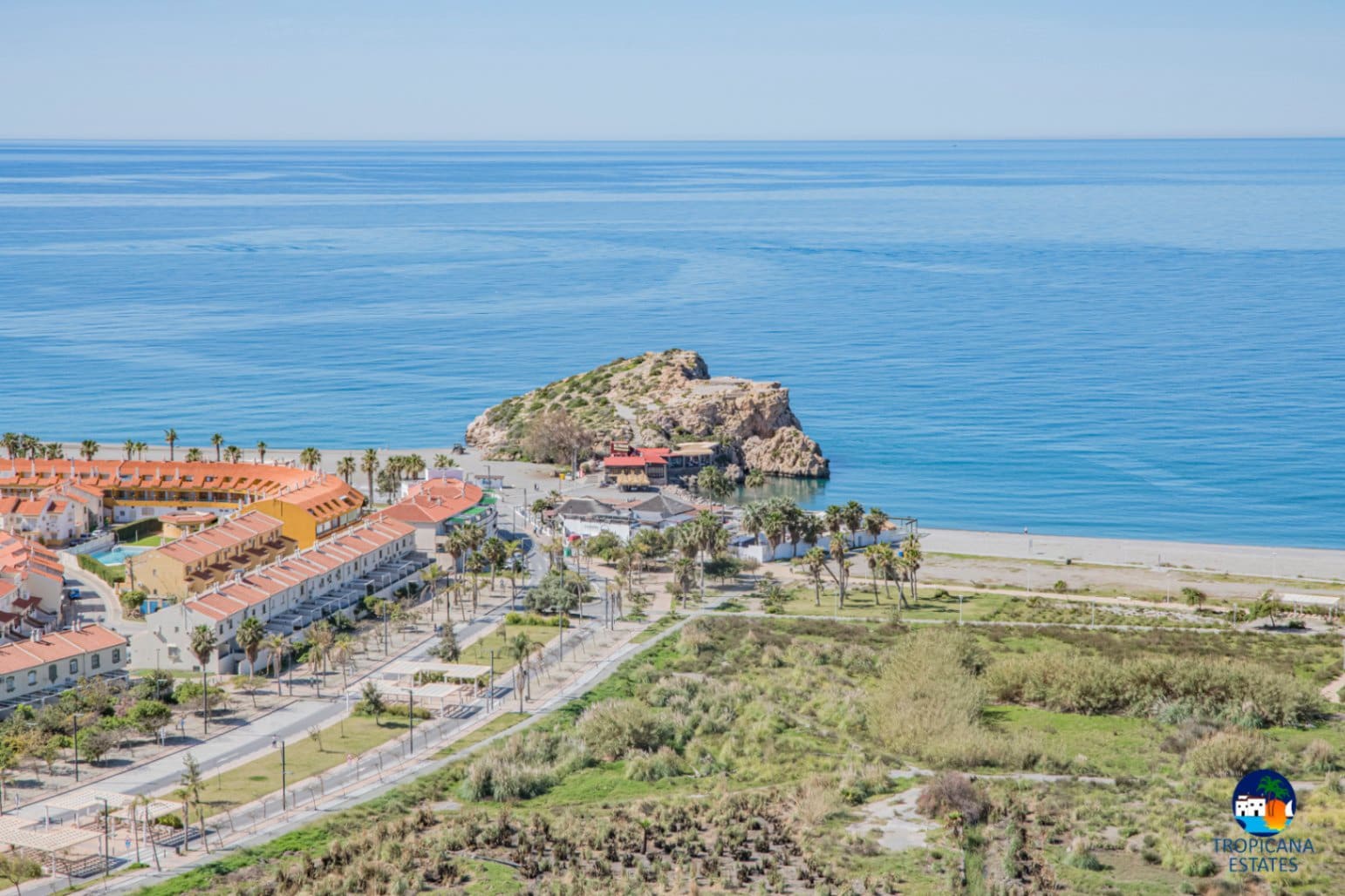 2 sovrum Radhus till salu i Salobrena - 329 000 € (Ref: 9395496)