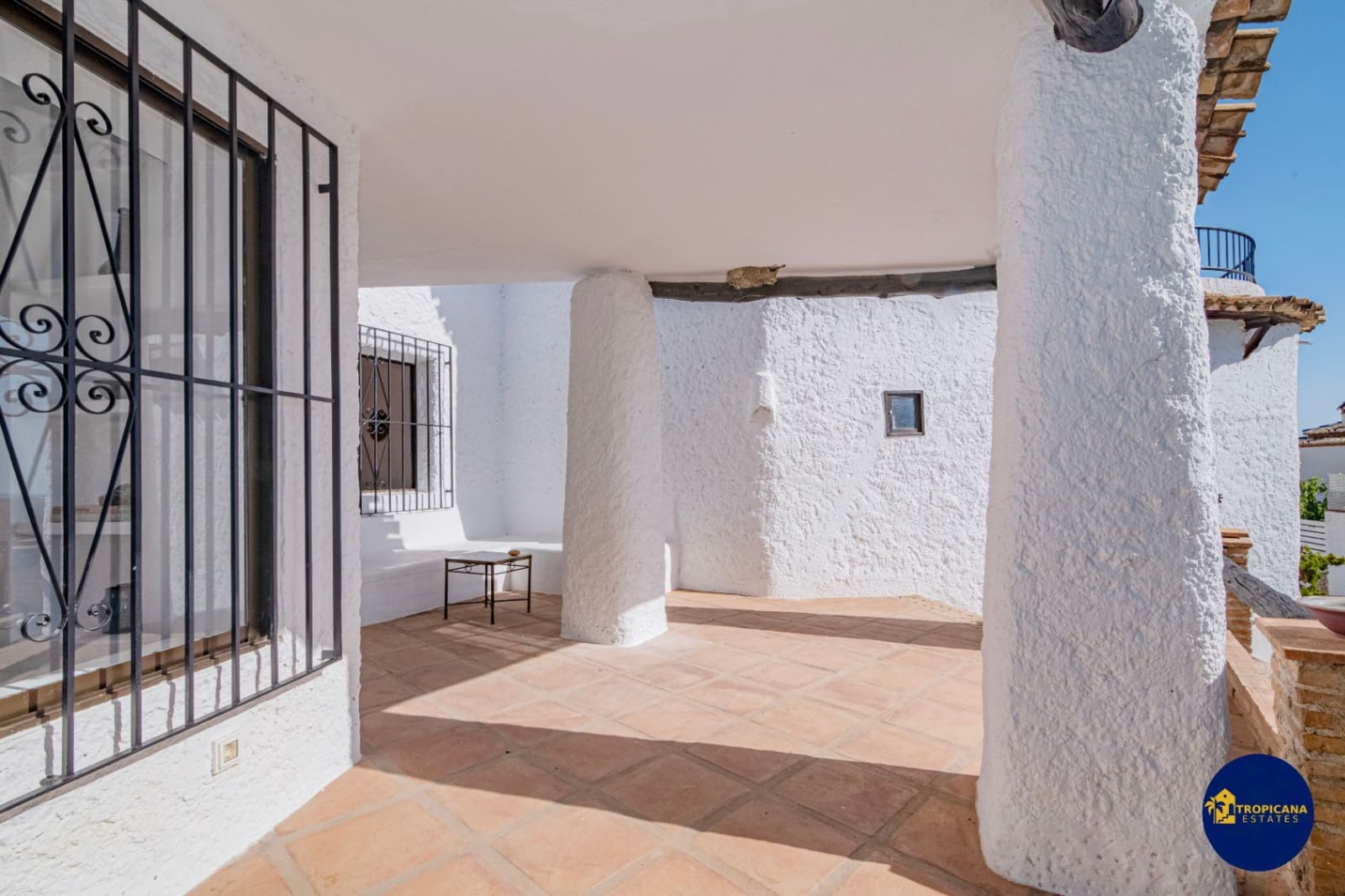 2 sovrum Radhus till salu i Salobrena - 329 000 € (Ref: 9395496)