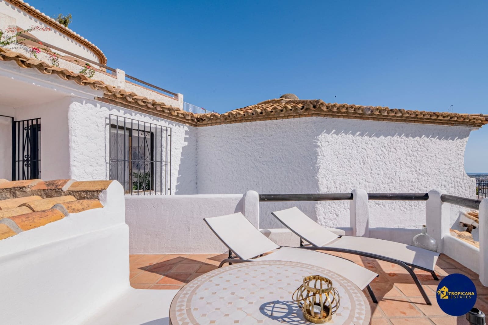 2 sovrum Radhus till salu i Salobrena - 329 000 € (Ref: 9395496)