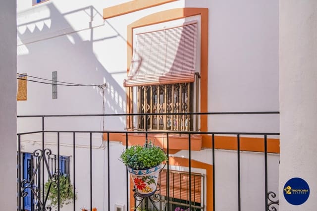 3 makuuhuone Rivitalo myytävänä paikassa Almuñécar - 315 000 € (Ref: 9403367)