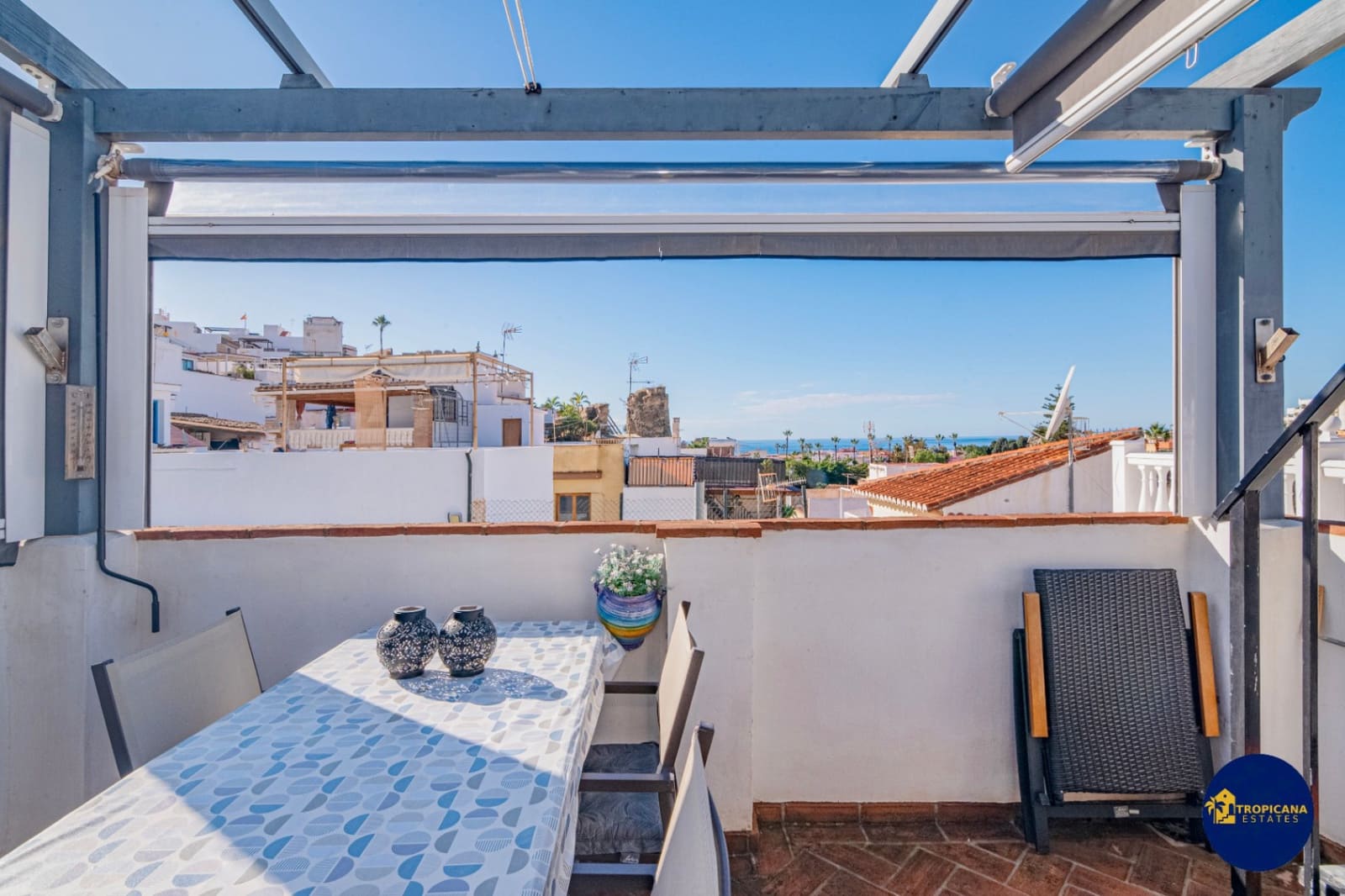 3 makuuhuone Rivitalo myytävänä paikassa Almunecar - 315 000 € (Ref: 9403367)