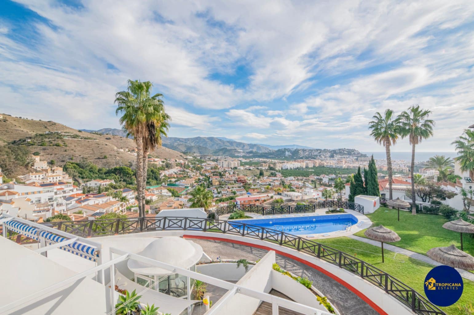 2 sovrum Lägenhet till salu i Almunecar med pool garage - 349 000 € (Ref: 9432508)