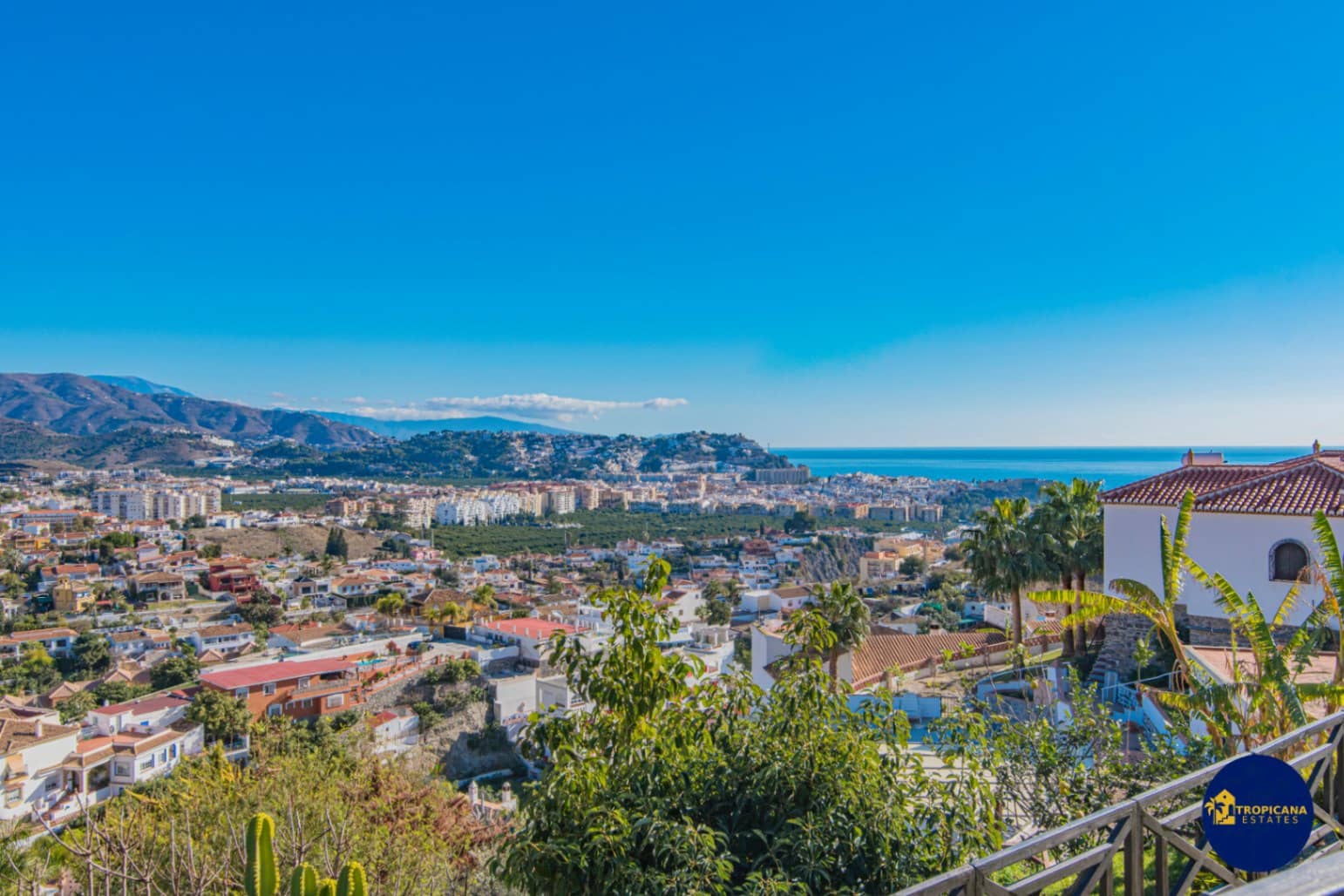 2 sovrum Lägenhet till salu i Almunecar med pool garage - 349 000 € (Ref: 9432508)